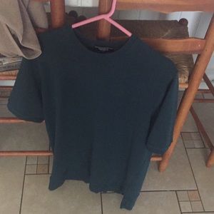 Short sleeved sweater